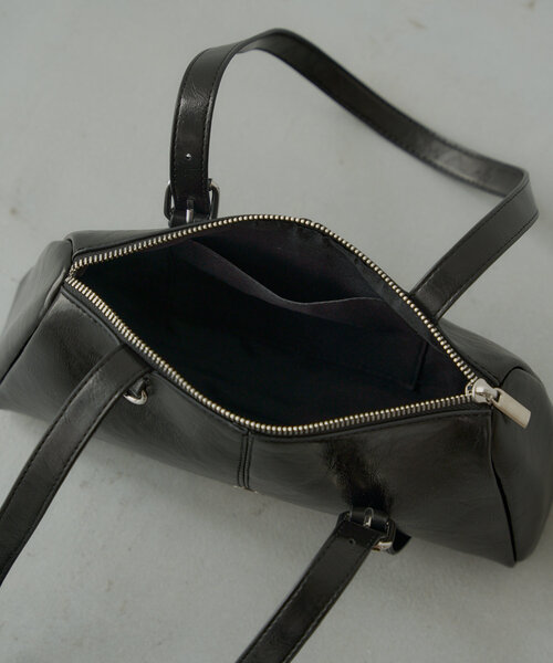 Chico(チコ)の「アシメハンドルロングスリーブボストンバッグ(ボストンバッグ・レディース・アイボリー/ブラック/レッド/シルバー・FREE)」の15枚目の写真