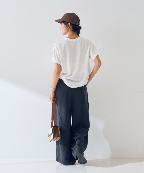 EMMA　ROUGE VIF（エマルージュヴィフ）の「【一部店舗限定】ロゴTシャツ COLMAR（Tシャツ/カットソー・レディース・ネイビー/ブラウン・フリー）」の17枚目の写真