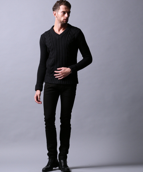 5351 POUR LES HOMMES（ゴーサンゴーイチプールオム）の「ラムウールVネックニット（ニット/セーター・メンズ・グレー/ブラック/ホワイト/ボルドー/ブラック×ホワイト・1/2/3）」の13枚目の写真