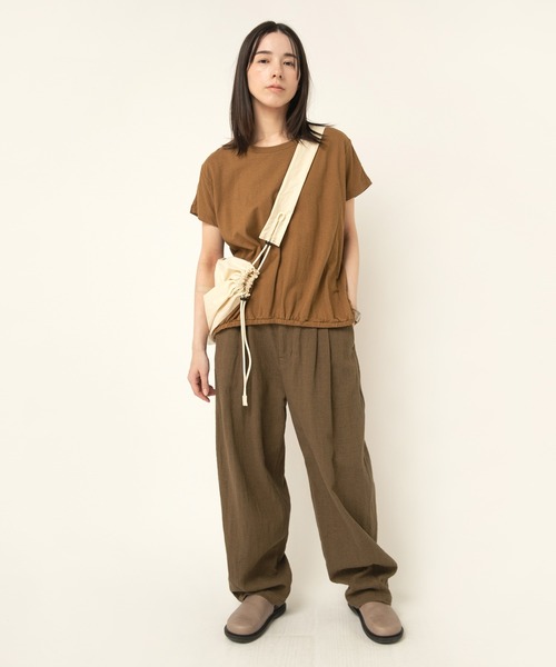 RNA-N（アールエヌエーエヌ）の「M2486 綿ヘンプヘムギャザープルオーバー（Tシャツ/カットソー・レディース・キャメル/ブラック/オフホワイト・FREE）」の8枚目の写真