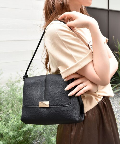 le.coeur blanc(ルクールブラン)の「合皮2wayショルダーバッグ(ショルダーバッグ・レディース・ライトグリーン/ブラック・FREE)」の21枚目の写真