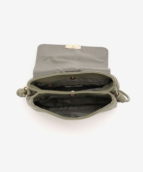 le.coeur blanc(ルクールブラン)の「合皮2wayショルダーバッグ(ショルダーバッグ・レディース・ライトグリーン/ブラック・FREE)」の6枚目の写真