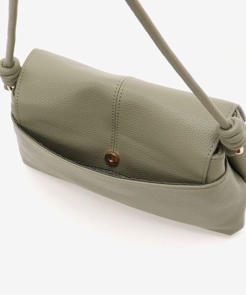 le.coeur blanc(ルクールブラン)の「合皮2wayショルダーバッグ(ショルダーバッグ・レディース・ライトグリーン/ブラック・FREE)」の9枚目の写真