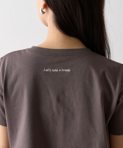 COLONY 2139(コロニートゥーワンスリーナイン)の「バックロゴ刺繍コンパクトTシャツ(Tシャツ/カットソー・レディース・イエロー/オフホワイト/チャコールグレー・FREE)」の6枚目の写真