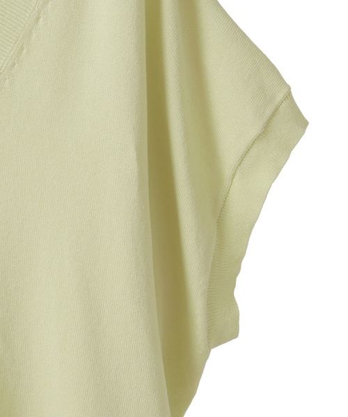 CRAFT STANDARD BOUTIQUE（クラフトスタンダードブティック）の「バックギャザーVネックニットベスト◆（ベスト・レディース・ブラック/ホワイト/ライトイエロー・FREE）」の7枚目の写真