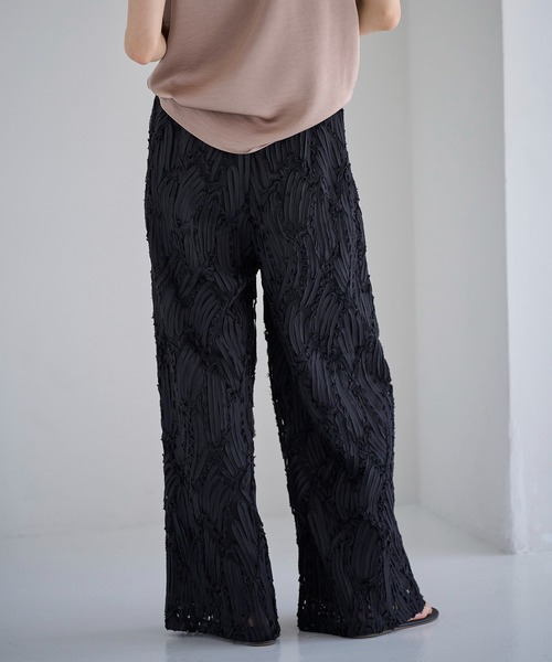 meilmada(メイルマダ)の「テープ刺繍イージーパンツ(その他パンツ・レディース・ホワイト/ブラック・FREE)」の5枚目の写真