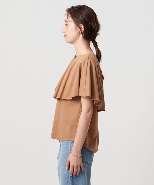UNITED ARROWS(ユナイテッドアローズ)の「ケープフリルカバー2WAY Tシャツ(Tシャツ/カットソー・レディース・ブラック/ホワイト/ベージュ・FREE)」の14枚目の写真