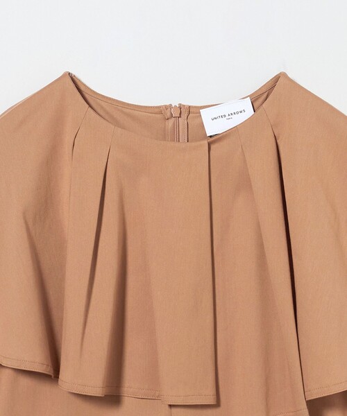 UNITED ARROWS(ユナイテッドアローズ)の「ケープフリルカバー2WAY Tシャツ(Tシャツ/カットソー・レディース・ブラック/ホワイト/ベージュ・FREE)」の18枚目の写真