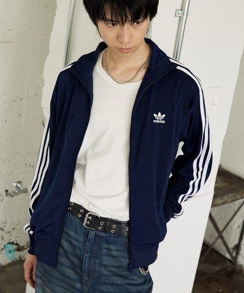 PUBLUX(パブリュクス)の「adidas/アディダス アディカラー クラシックス ファイヤーバード トラックトップ【限定展開】(ブルゾン・メンズ・ネイビー/ブラック/チャコールグレー・LARGE/XX-LARGE/MEDIUM/X-LARGE)」の4枚目の写真