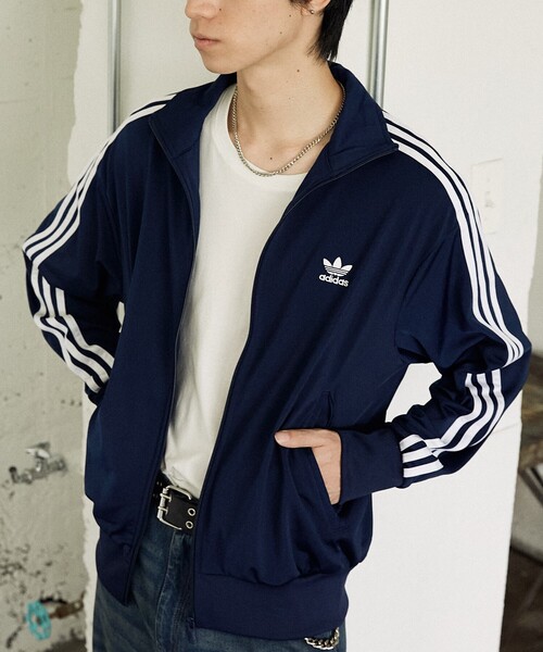 PUBLUX(パブリュクス)の「adidas/アディダス アディカラー クラシックス ファイヤーバード トラックトップ【限定展開】(ブルゾン・メンズ・ネイビー/ブラック/チャコールグレー・LARGE/XX-LARGE/MEDIUM/X-LARGE)」の6枚目の写真