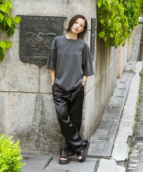 THRASHER(スラッシャー)の「HEART FLAME PIGMENT S/S T-SHIRTS/スラッシャーハートフレームロゴピグメント半袖T-シャツ(Tシャツ/カットソー・メンズ・ブラウン/グレー/チャコールグレー・MEDIUM/LARGE/X-LARGE)」の14枚目の写真