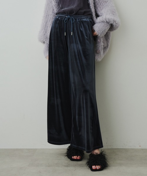 LA BELLE ETUDE（ラベルエチュード）の「ベロアワイドパンツ（その他パンツ・レディース・グレー/ブラック/ブラウン・1/0）」の21枚目の写真