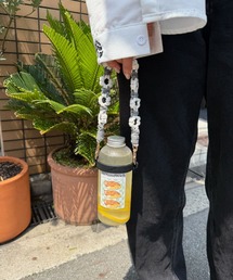 SANSeLF(サンセルフ)の【SANSeLF】 フラワーモチーフボトルホルダー マクラメ編み ショートストラップ saa25a006(その他小物)
