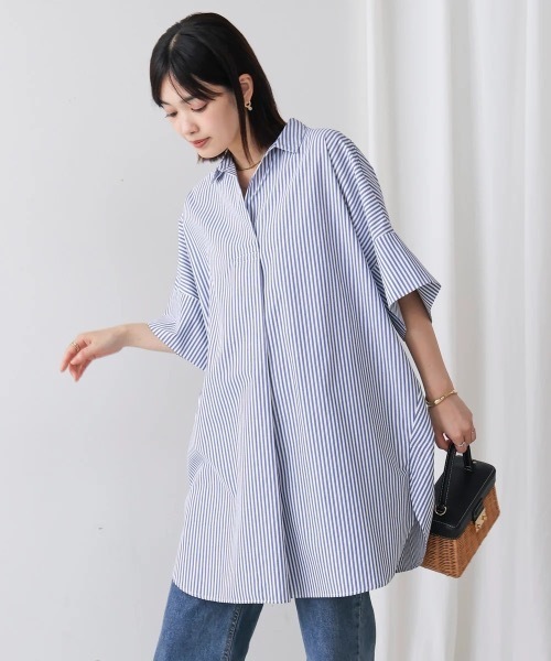 Bou Jeloud(ブージュルード)の「テックコットンオーバーサイズチュニック(シャツ/ブラウス・レディース・ブルー/オフホワイト/キャメル・38)」の1枚目の写真