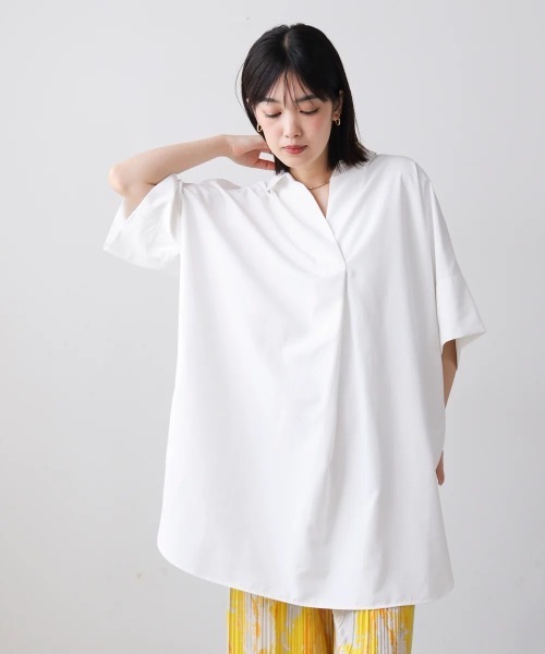 Bou Jeloud(ブージュルード)の「テックコットンオーバーサイズチュニック(シャツ/ブラウス・レディース・ブルー/オフホワイト/キャメル・38)」の5枚目の写真