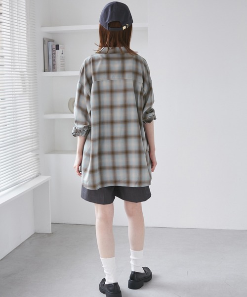 ROPE' PICNIC(ロペピクニック)の「オンブレチェックシャツ/UVケア(シャツ/ブラウス・レディース・サックスブルー/ブラック/イエロー/オフホワイト・38)」の8枚目の写真