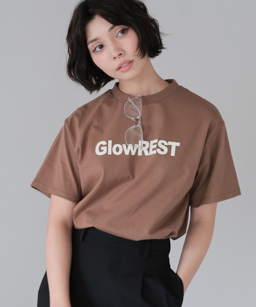 SOTT(ソット)の「GlowREST Logo T-shirt/GlowRESTロゴTシャツ(Tシャツ/カットソー・レディース・モカ/オフホワイト/ブラック・FREE)」の3枚目の写真