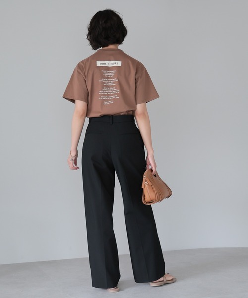 SOTT(ソット)の「GlowREST Logo T-shirt/GlowRESTロゴTシャツ(Tシャツ/カットソー・レディース・モカ/オフホワイト/ブラック・FREE)」の16枚目の写真