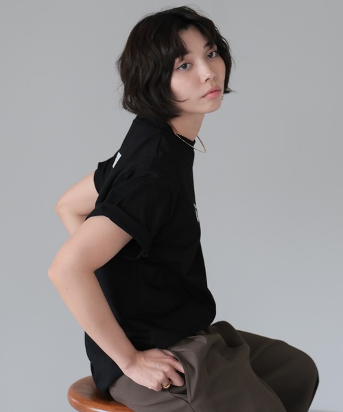 SOTT(ソット)の「GlowREST Logo T-shirt/GlowRESTロゴTシャツ(Tシャツ/カットソー・レディース・モカ/オフホワイト/ブラック・FREE)」の4枚目の写真