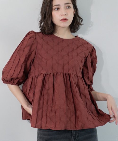 OPAQUE.CLIP（オペークドットクリップ）の「ふくれジャカードペプラムブラウス【洗濯機洗い可】（シャツ/ブラウス・レディース・ブラック/ライトブルー/オフホワイト/ダークブラウン・38/40/42）」の15枚目の写真