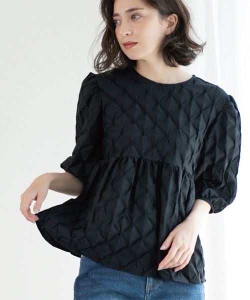 OPAQUE.CLIP（オペークドットクリップ）の「ふくれジャカードペプラムブラウス【洗濯機洗い可】（シャツ/ブラウス・レディース・ブラック/ライトブルー/オフホワイト/ダークブラウン・38/40/42）」の21枚目の写真