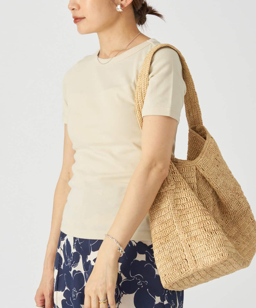 IENA（イエナ）の「FLORE FLORE/フローレフローレ CAR TEE Tシャツ（Tシャツ/カットソー・レディース・ブラック/バーガンディー/ベージュ/アイボリー・FREE）」の18枚目の写真