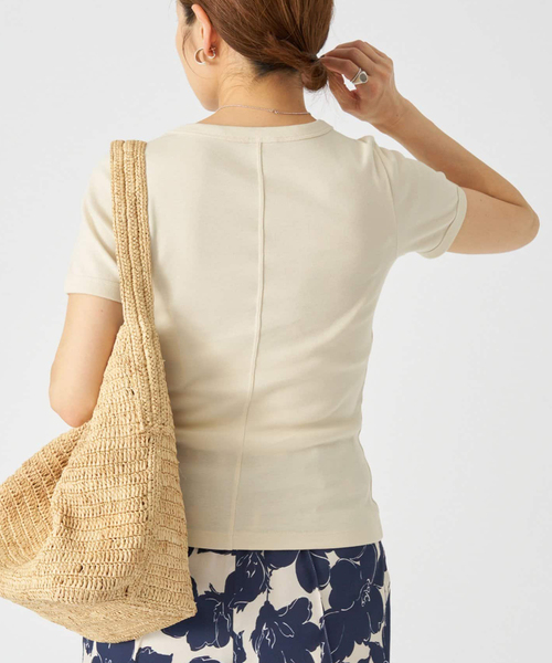 IENA（イエナ）の「FLORE FLORE/フローレフローレ CAR TEE Tシャツ（Tシャツ/カットソー・レディース・ブラック/バーガンディー/ベージュ/アイボリー・FREE）」の20枚目の写真