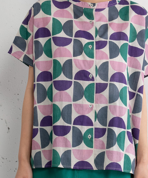 POU DOU DOU(プードゥドゥ)の「<made in INDIA>Art motif print 羽織りシャツ(シャツ/ブラウス・レディース・ピンク/ブルー・M)」の15枚目の写真