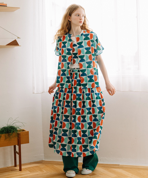 POU DOU DOU(プードゥドゥ)の「<made in INDIA>Art motif print 羽織りシャツ(シャツ/ブラウス・レディース・ピンク/ブルー・M)」の3枚目の写真