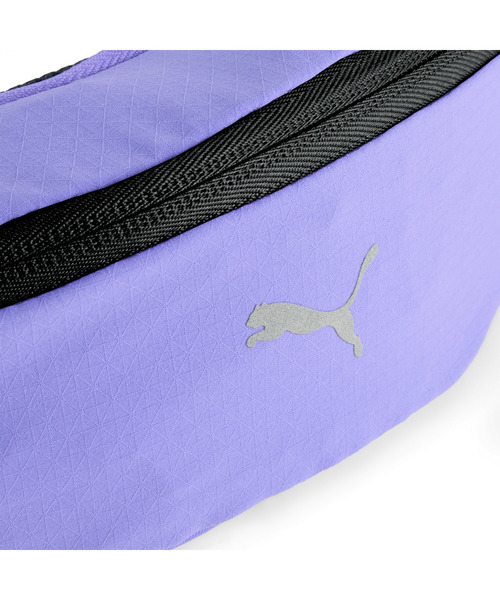 PUMA（プーマ）の「PUMA プーマ ユニセックス ランニング クラシック ウェストバッグ 0.8L PR CLAS（ボディバッグ/ウエストポーチ・メンズ・イエロー/パープル系その他・フリー）」の3枚目の写真