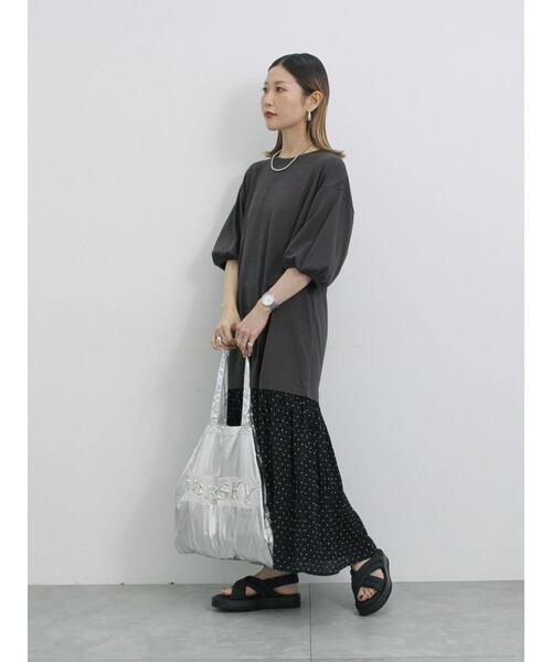 Samansa Mos2 blue（サマンサモスモスブルー）の「花柄ドッキングカットワンピース（ワンピース・レディース・ネイビー/ブラック/チャコールグレー・F）」の5枚目の写真