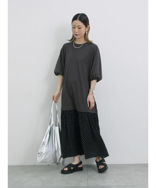 Samansa Mos2 blue（サマンサモスモスブルー）の「花柄ドッキングカットワンピース（ワンピース・レディース・ネイビー/ブラック/チャコールグレー・F）」の6枚目の写真