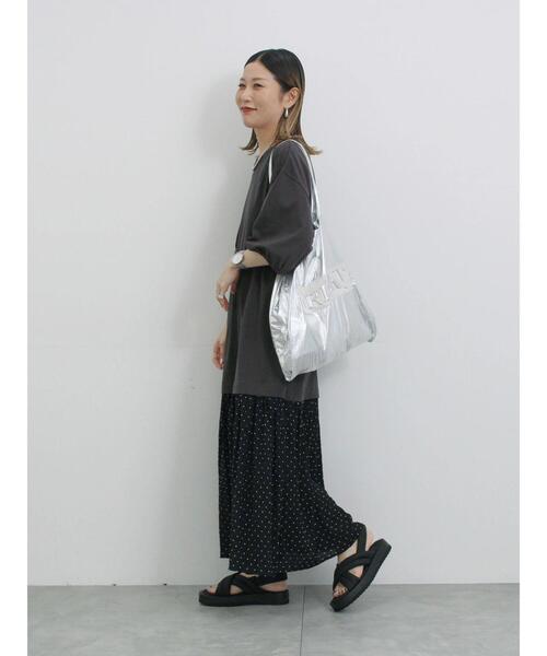 Samansa Mos2 blue（サマンサモスモスブルー）の「花柄ドッキングカットワンピース（ワンピース・レディース・ネイビー/ブラック/チャコールグレー・F）」の9枚目の写真