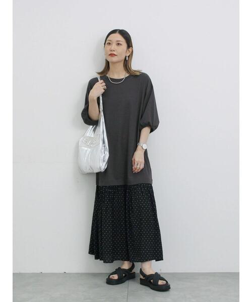 Samansa Mos2 blue（サマンサモスモスブルー）の「花柄ドッキングカットワンピース（ワンピース・レディース・ネイビー/ブラック/チャコールグレー・F）」の10枚目の写真