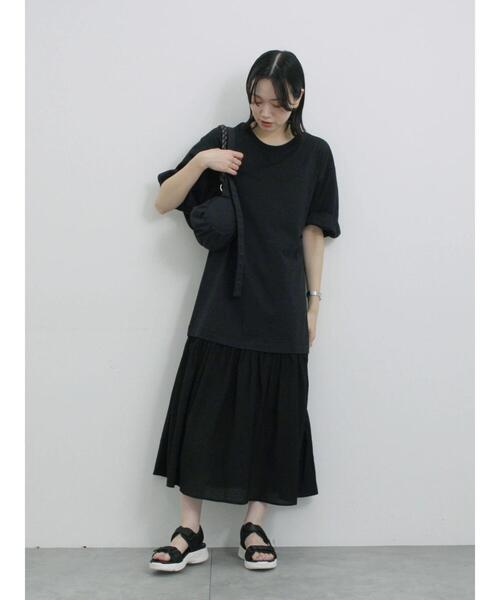 Samansa Mos2 blue（サマンサモスモスブルー）の「花柄ドッキングカットワンピース（ワンピース・レディース・ネイビー/ブラック/チャコールグレー・F）」の18枚目の写真