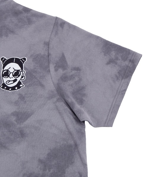 PUNYUS（プニュズ）の「Toxicタイダイ柄Ｔシャツ（Tシャツ/カットソー・レディース・ブラック/イエロー/パープル・3/4）」の14枚目の写真