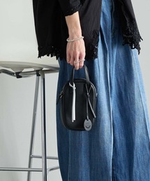 スマイルチャーム スマホショルダーバッグ