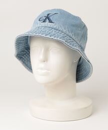 Calvin Klein(JoENC)́yCalvin Klein/JoNCzLARGE MONOGRAM EMB DENIM BUCKET HAT/Be[Wfj rbOhJS oPbgnbg(nbg)