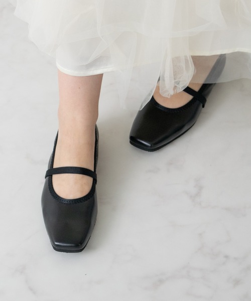 Bridget Birkin（ブリジットバーキン）の「【Bridget Birkin】エラスティックバンドスクエアバレエシューズ(551546)（バレエシューズ・レディース・ゴールド/ブラック/シルバー・22.5/23/23.5/24/24.5）」の2枚目の写真