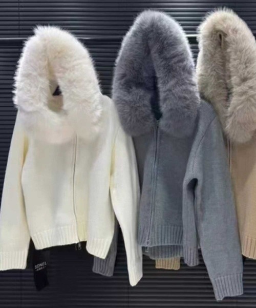 meJane（ミージェーン）の「2WAYファー フードニットパーカー（パーカー・レディース・ブラック/グレー/ダークベージュ/ホワイト・FREE）」の8枚目の写真