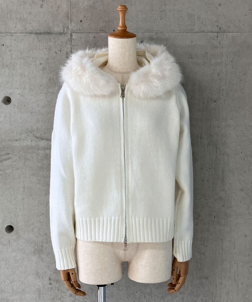 meJane（ミージェーン）の「2WAYファー フードニットパーカー（パーカー・レディース・ブラック/グレー/ダークベージュ/ホワイト・FREE）」の18枚目の写真