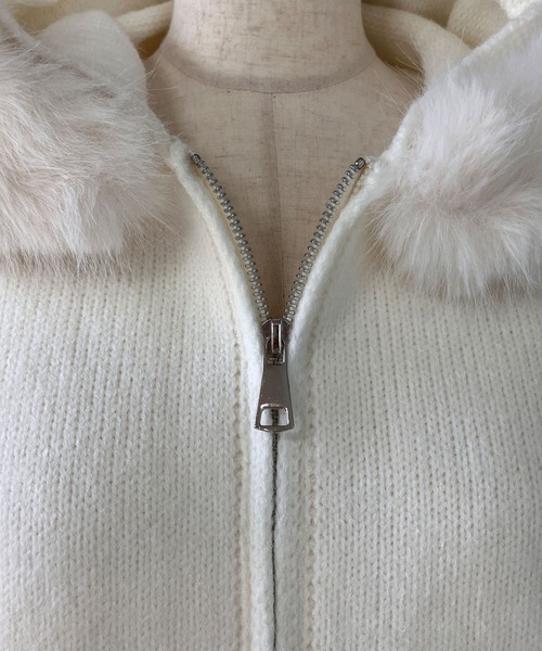 meJane（ミージェーン）の「2WAYファー フードニットパーカー（パーカー・レディース・ブラック/グレー/ダークベージュ/ホワイト・FREE）」の20枚目の写真