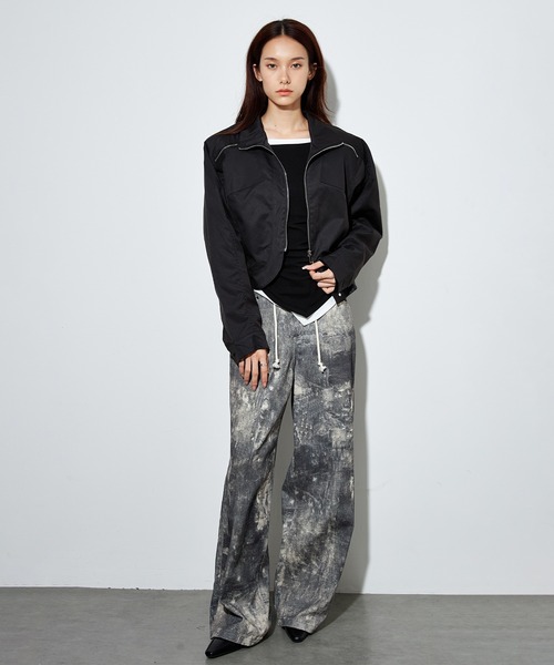 SUWDEE（スーディー）の「round hem pocket zip up blouson（ブルゾン・レディース・ブラック/ブラウン・FREE）」の2枚目の写真