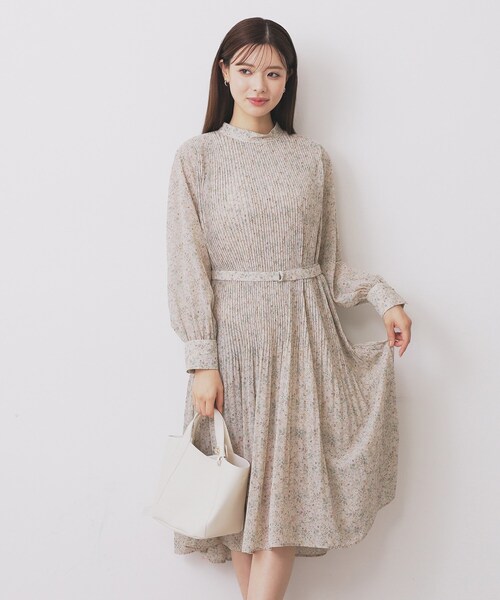 未使用級✨13万 フォクシー コーラル Aライン フレアワンピース プリーツ 未使用級✨13万 フォクシー コーラル Aライン フレアワンピース