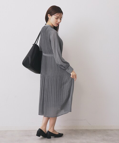 プリーツプリーズ　チャコールグレー　ワンピース　訳あり 美品　サイズ3　Aライン セール】《5色展開/S-3Lサイズ》プリーツフレアワンピース【洗濯機OK