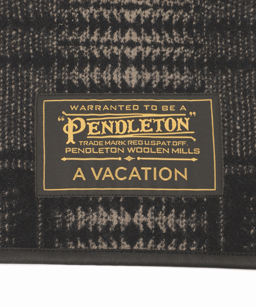 FRAMeWORK（フレームワーク）の「≪一部店舗 ・WEB限定A VACATION/アヴァケーション 別注PENDLETONストール（ストール/ショール・レディース・ブラック/ベージュ・FREE）」の4枚目の写真