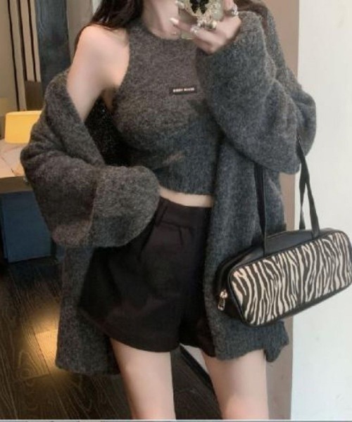 美品 CABaNノースリーブニットカーディガン CABaN(キャバン) リーフジャカード ノースリーブプルオーバー