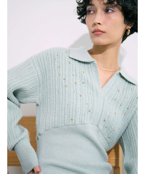 LAGUNAMOON（ラグナムーン）の「【REVIVAL】ケーブルビジューIラインニットワンピース（ワンピース・レディース・ベージュ/サーモンピンク/チャコールグレー/ブラック/ライトグリーン・SMALL/MEDIUM）」の4枚目の写真