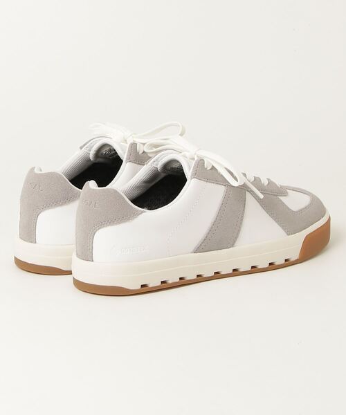 REGAL（リーガル）の「リーガルカジュアル 63JL スニーカー GORE-TEX SURROUND（スニーカー・メンズ・ホワイト×グレー・25/26/27/25.5/26.5/24.5/24）」の2枚目の写真