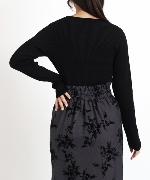 TRUDEA（トルディア）の「フェイクレイヤードフロントボタンニット（ニット/セーター・レディース・ブラック/ワイン/ホワイト/ネイビー・MEDIUM/LARGE）」の19枚目の写真